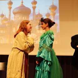 Große Emotionen und Gesellschaftskritik:  Große Emotionen und Gesellschaftskritik: