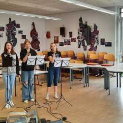 Jazz- und Popband: Gesangsworkshop mit Demira Seubel Jazz- und Popband: Gesangsworkshop mit Demira Seubel