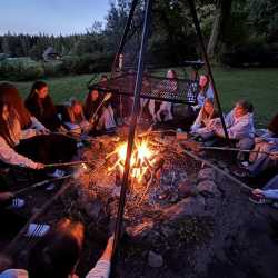 Kennenlerntage der Eingangsklassen im Naturfreundehaus Hirzwald Kennenlerntage der Eingangsklassen im Naturfreundehaus Hirzwald