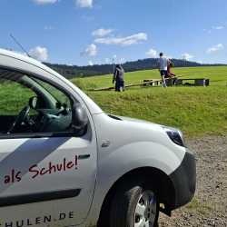 Hüttenwochenende: Drei Tage voller Lachen, Lagerfeuer und echter Gemeinschaft Hüttenwochenende: Drei Tage voller Lachen, Lagerfeuer und echter Gemeinschaft