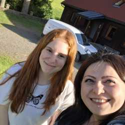 Hüttenwochenende: Drei Tage voller Lachen, Lagerfeuer und echter Gemeinschaft Hüttenwochenende: Drei Tage voller Lachen, Lagerfeuer und echter Gemeinschaft