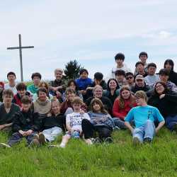 Hüttenwochenende: Drei Tage voller Lachen, Lagerfeuer und echter Gemeinschaft Hüttenwochenende: Drei Tage voller Lachen, Lagerfeuer und echter Gemeinschaft