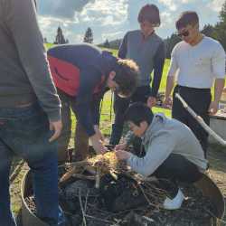 Hüttenwochenende: Drei Tage voller Lachen, Lagerfeuer und echter Gemeinschaft Hüttenwochenende: Drei Tage voller Lachen, Lagerfeuer und echter Gemeinschaft