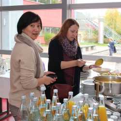Besuch aus aller Welt an den Zinzendorfschulen Besuch aus aller Welt an den Zinzendorfschulen