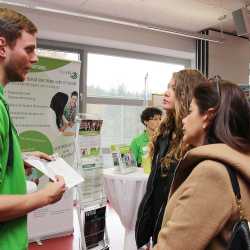 JOBwärts! schafft Durchblick im Dickicht der Berufswelt JOBwärts! schafft Durchblick im Dickicht der Berufswelt