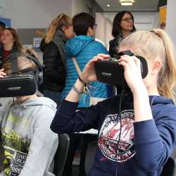 JOBwärts! schafft Durchblick im Dickicht der Berufswelt JOBwärts! schafft Durchblick im Dickicht der Berufswelt