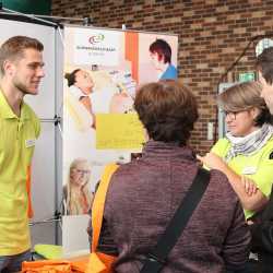 JOBwärts! schafft Durchblick im Dickicht der Berufswelt JOBwärts! schafft Durchblick im Dickicht der Berufswelt