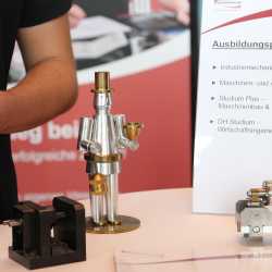 JOBwärts! schafft Durchblick im Dickicht der Berufswelt JOBwärts! schafft Durchblick im Dickicht der Berufswelt