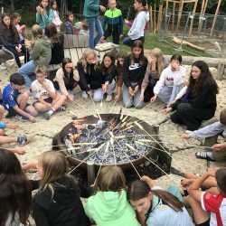 Unvergessliche Abenteuer am Hohenstaufen – Die Klassenfahrt der 6a, 6b und 6c Unvergessliche Abenteuer am Hohenstaufen – Die Klassenfahrt der 6a, 6b und 6c