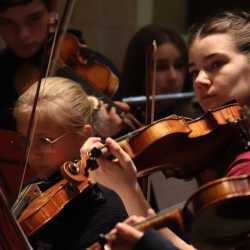 Herz und Herz vereint zusammen – Gemeinsame Musikwoche zweier Zinzendorfschulen Herz und Herz vereint zusammen – Gemeinsame Musikwoche zweier Zinzendorfschulen