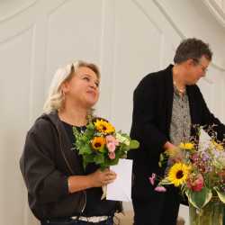 Kollegium verabschiedet sich von geschätzten Mitarbeitenden Kollegium verabschiedet sich von geschätzten Mitarbeitenden