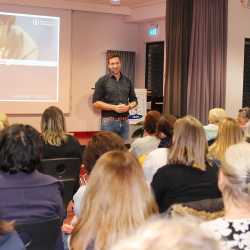 Lern-Experte gibt Eltern wertvolle Tipps Lern-Experte gibt Eltern wertvolle Tipps