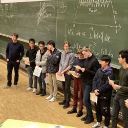 Fantastischer Erfolg beim Tag der Mathematik: Zinzendorfschüler ganz vorne unter 181 Schüler*innen aus Deutschland, Österreich und der Schweiz Fantastischer Erfolg beim Tag der Mathematik: Zinzendorfschüler ganz vorne unter 181 Schüler*innen aus Deutschland, Österreich und der Schweiz