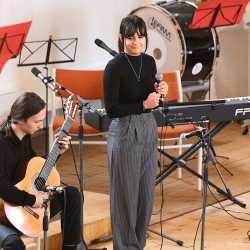 Frühjahrskonzert lockt die Sonne hervor Frühjahrskonzert lockt die Sonne hervor