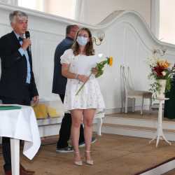 Mittlere Reife für Absolvent*innen von Berufsfachschule und Realschule der Zinzendorfschulen Mittlere Reife für Absolvent*innen von Berufsfachschule und Realschule der Zinzendorfschulen