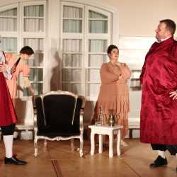 Zinzendorf-Theater-Ensemble begeistert mit Moliére-Komödie Zinzendorf-Theater-Ensemble begeistert mit Moliére-Komödie