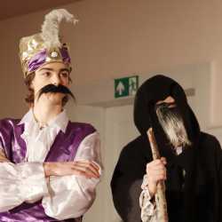 Zinzendorf-Theater-Ensemble begeistert mit Moliére-Komödie Zinzendorf-Theater-Ensemble begeistert mit Moliére-Komödie