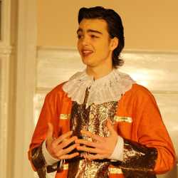 Zinzendorf-Theater-Ensemble begeistert mit Moliére-Komödie Zinzendorf-Theater-Ensemble begeistert mit Moliére-Komödie