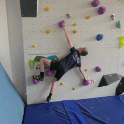 Kletterer erfolgreich beim Boulder-Cup der Internate Kletterer erfolgreich beim Boulder-Cup der Internate