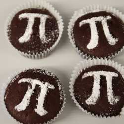 244 Nachkommastellen! Laura gewinnt den ersten Pi-Wettbewerb 244 Nachkommastellen! Laura gewinnt den ersten Pi-Wettbewerb