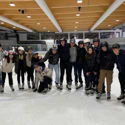 Wintersporttag in der Eissporthalle Wintersporttag in der Eissporthalle
