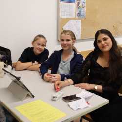 Schulfest der Zinzendorfschulen mit Blick in die Zukunft: Neue Sporthalle vorgestellt Schulfest der Zinzendorfschulen mit Blick in die Zukunft: Neue Sporthalle vorgestellt