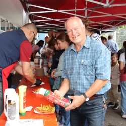 Schulfest der Zinzendorfschulen mit Blick in die Zukunft: Neue Sporthalle vorgestellt Schulfest der Zinzendorfschulen mit Blick in die Zukunft: Neue Sporthalle vorgestellt