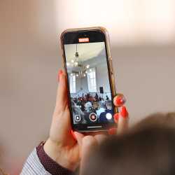 Tanz in den Frühling: Ein Konzert voller Leidenschaft und Rhythmus Tanz in den Frühling: Ein Konzert voller Leidenschaft und Rhythmus