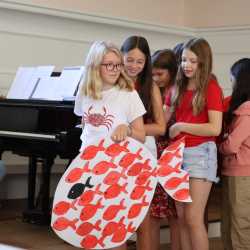 Willkommen und willkommen zurück Willkommen und willkommen zurück