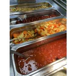 Lieblingsgerichte mit Gemüse aufgewertet: Zinzendorfschulen machen mit beim Tag der Schulverpflegung Lieblingsgerichte mit Gemüse aufgewertet: Zinzendorfschulen machen mit beim Tag der Schulverpflegung