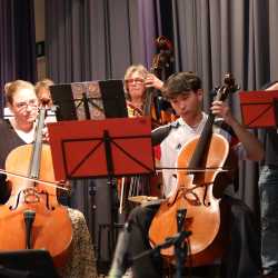 Sommerserenade mit Überraschung Sommerserenade mit Überraschung