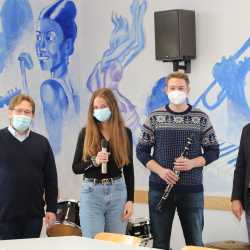 Musikalische Grüße mit der digitalen Adventssingstunde Musikalische Grüße mit der digitalen Adventssingstunde