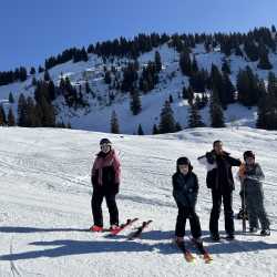Siebtklässler der Realschule im Skischullandheim Siebtklässler der Realschule im Skischullandheim