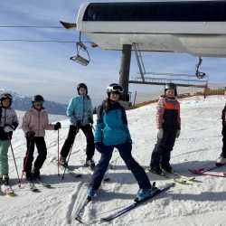 Siebtklässler der Realschule im Skischullandheim Siebtklässler der Realschule im Skischullandheim