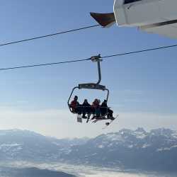 Siebtklässler der Realschule im Skischullandheim Siebtklässler der Realschule im Skischullandheim