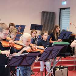 Sommerserenade verbreitet trotz  launischem Wetter Sommerlaune  Sommerserenade verbreitet trotz  launischem Wetter Sommerlaune