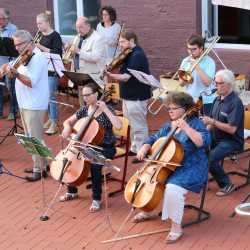 Sommerserenade mit Perlen der Musikgeschichte Sommerserenade mit Perlen der Musikgeschichte