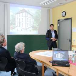 Bundestagsabgeordneter Frei besichtigt Baustelle  Bundestagsabgeordneter Frei besichtigt Baustelle