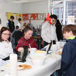 Offene Türen, strahlende Gesichter: Die Zinzendorfschulen stellen sich vor Offene Türen, strahlende Gesichter: Die Zinzendorfschulen stellen sich vor
