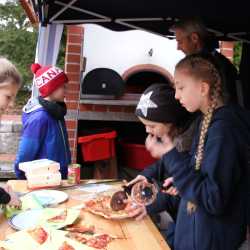 Viertklässlerparty macht Lust auf die Zinzendorfschulen Viertklässlerparty macht Lust auf die Zinzendorfschulen