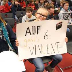 Sophia (6b) gewinnt Vorlesewettbewerb Sophia (6b) gewinnt Vorlesewettbewerb