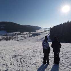 Wintersporttag in drei Skigebieten Wintersporttag in drei Skigebieten