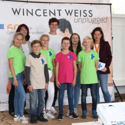 Wincent Weiss singt exklusiv für die Zinzendorfschüler Wincent Weiss singt exklusiv für die Zinzendorfschüler