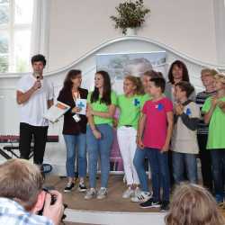 Wincent Weiss singt exklusiv für die Zinzendorfschüler Wincent Weiss singt exklusiv für die Zinzendorfschüler