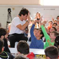 Wincent Weiss singt exklusiv für die Zinzendorfschüler Wincent Weiss singt exklusiv für die Zinzendorfschüler
