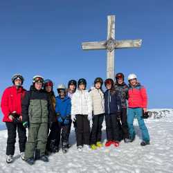 Siebtklässler des Gymnasiums im Skischullandheim Siebtklässler des Gymnasiums im Skischullandheim