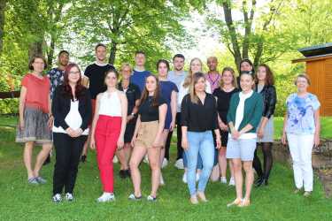 Jahrgang 2019: Staatliche Anerkennung für Jugend- und Heimerzieher Jahrgang 2019: Staatliche Anerkennung für Jugend- und Heimerzieher