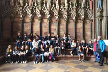 9R besichtigt in Freiburg Synagoge und Münster 9R besichtigt in Freiburg Synagoge und Münster