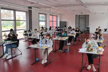 Schriftliche Prüfungen starten mit Deutsch-Abi - praktischer Teil des Kunst-Abiturs war schon vor zwei Wochen