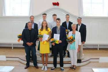 Berufsfachschüler und Werkrealschüler der 9 W bestehen Prüfungen Berufsfachschüler und Werkrealschüler der 9 W bestehen Prüfungen